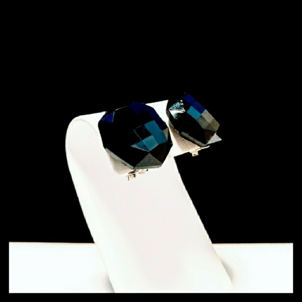 💘 Vtg. Black Checkerboard Faceted Earrings - Picture 2 of 7